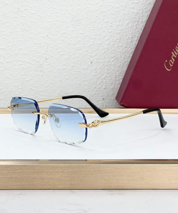 Picture of Cartier Sunglasses _SKUfw80239075fw